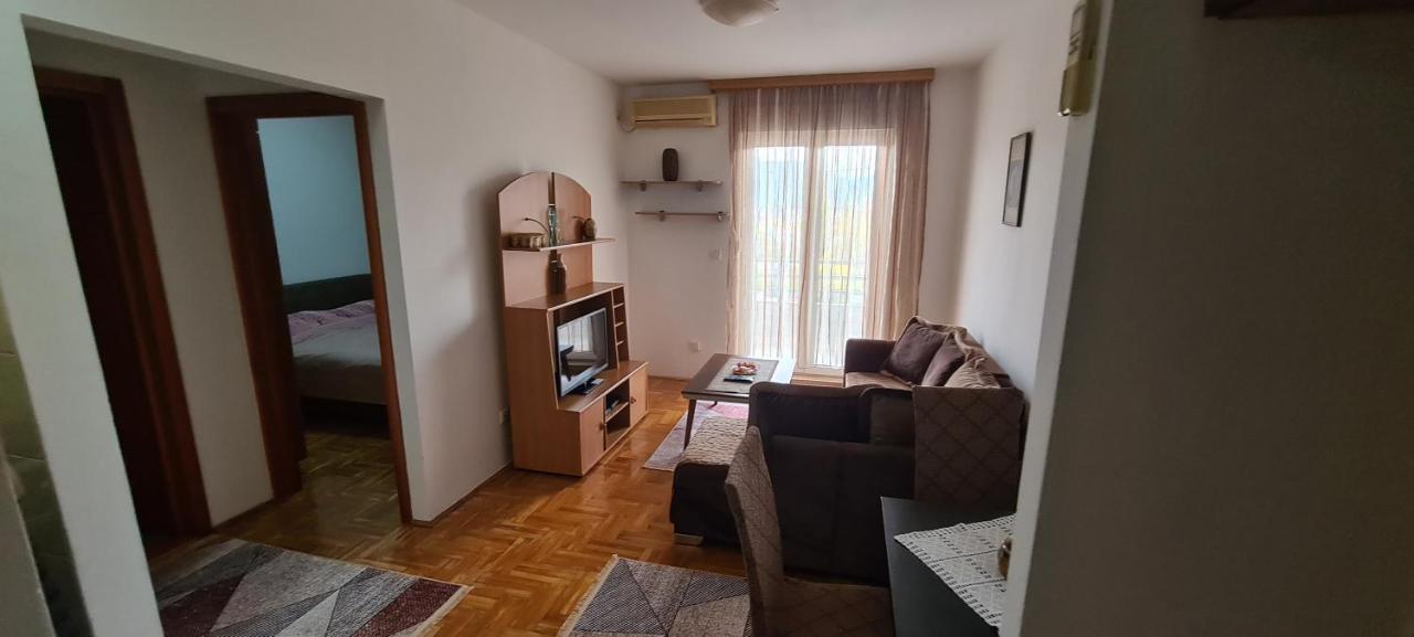 Apartman Velimir Stari Aerodrom Podgoriçe Dış mekan fotoğraf