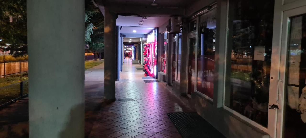 Apartman Velimir Stari Aerodrom Podgoriçe Dış mekan fotoğraf